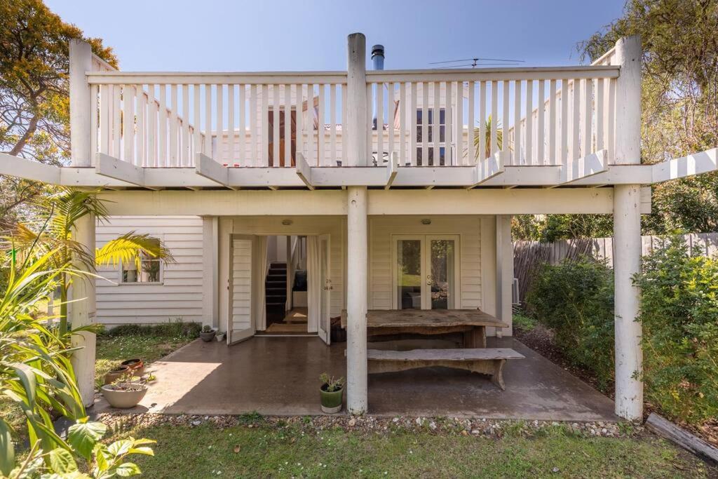 Surfers Palace 1 Min Walk To Torquay
